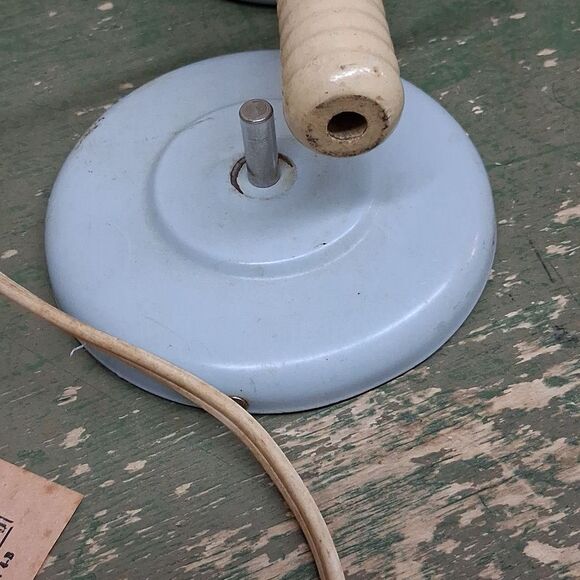 Vintage Blue Beauti-Aire Hair Dryer from the 50's made by Morris Struhl - Picture 6 of 8